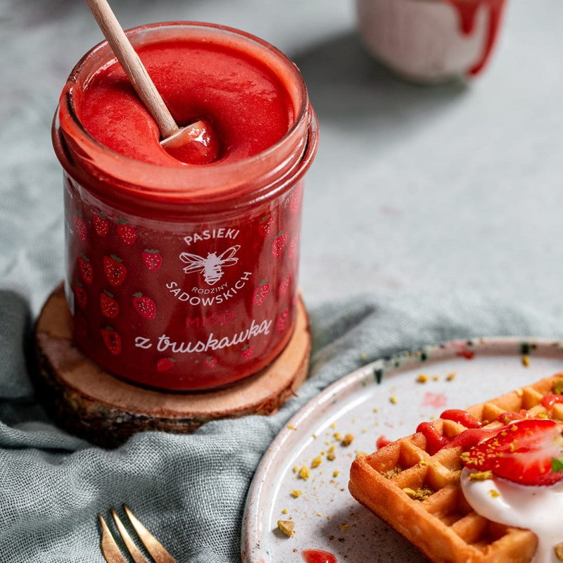 Miód z truskawką - 430 g